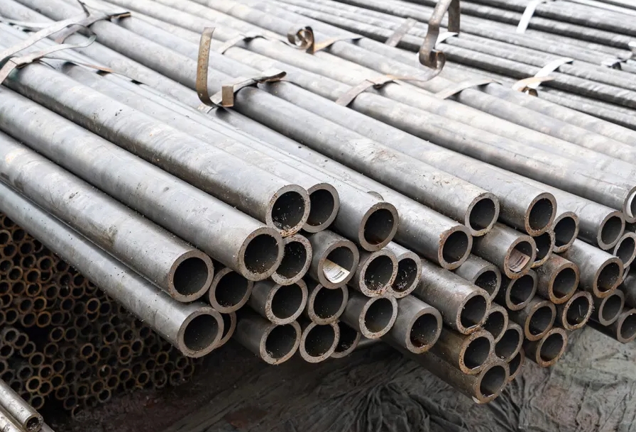 ASTM SA210 Seamless Medium Carbon Pipe
